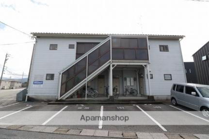コーポサンライズ 2階建