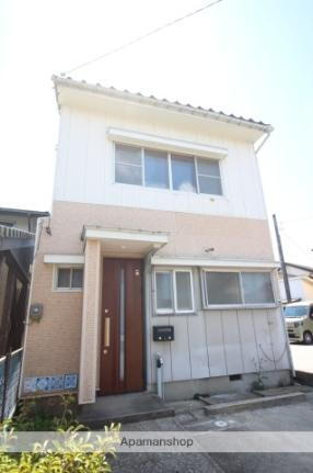 高岡市荻布４９７−１０戸建 2階建