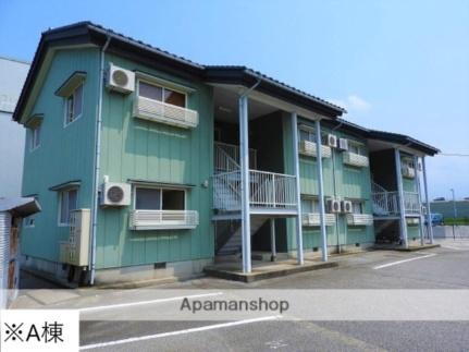 富山県魚津市岡経田 2階建