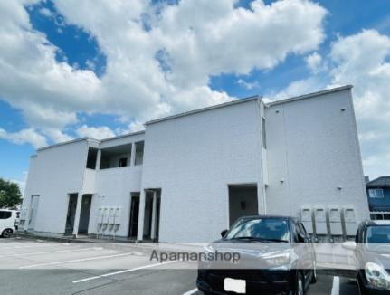 富山県富山市綾田町１丁目 賃貸アパート