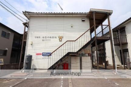 富山県高岡市戸出 2階建