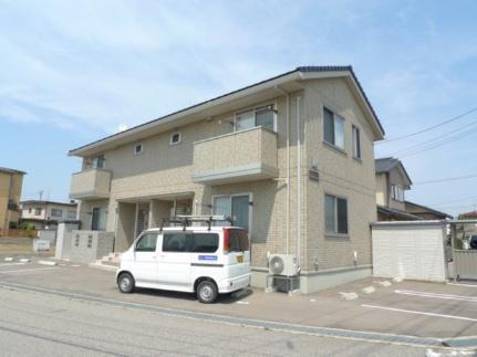 サンティール　ジョワ 2階建