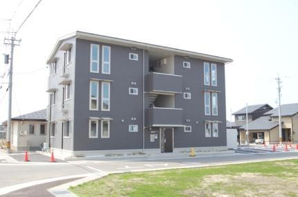 サザンピース 3階建
