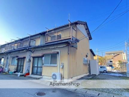 大瀬町貸家
