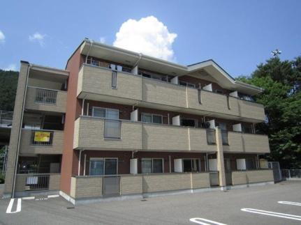 山梨県富士吉田市富士見６丁目 賃貸マンション