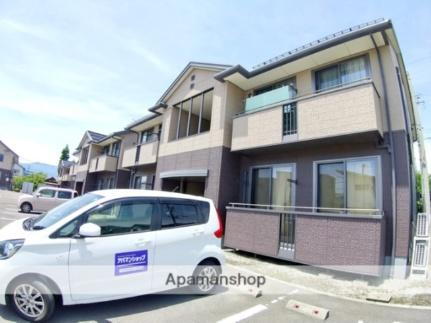 長野県松本市鎌田１丁目 2階建