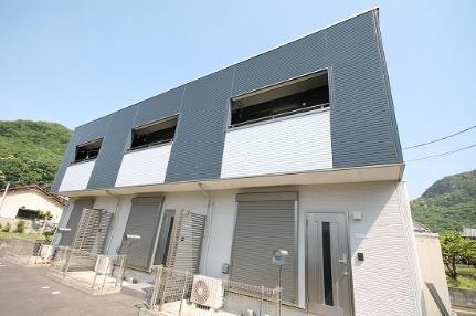 ＭＡＩＳＯＮＥＴＴＥ　飯沼ＩＩ 2階建