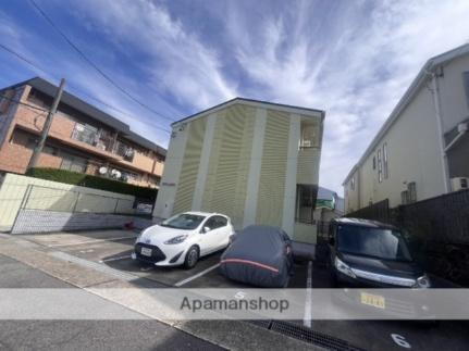 愛知県名古屋市名東区照が丘 賃貸アパート