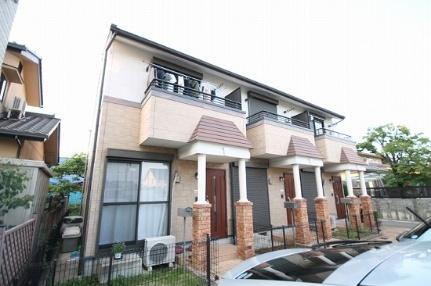 愛知県北名古屋市鹿田大門 テラスハウス