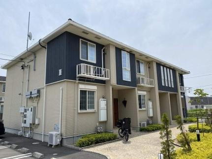 三重県四日市市西富田町 賃貸アパート