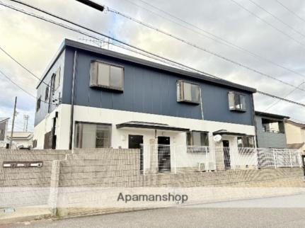 三重県伊賀市千歳 テラスハウス