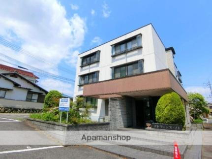 京都府京田辺市田辺西垣内 3階建 築38年1ヶ月