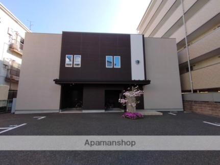 大阪府寝屋川市萱島本町 築9年8ヶ月 2階建