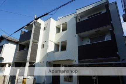 大阪府門真市上野口町 3階建