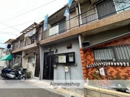 堀溝３丁目貸家