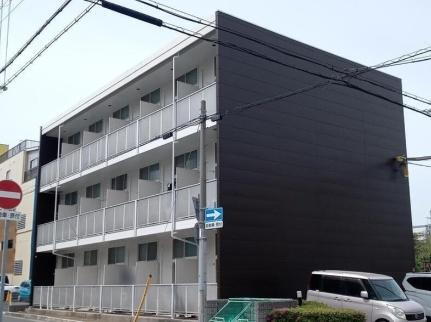レオパレス西本町 3階建