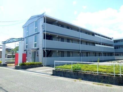 レオパレスＳｔ．Ｌｅａｆ１号館 3階建
