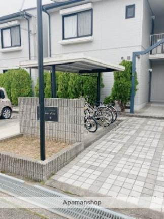 メゾンドール山手　Ｂ 2階建