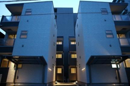 岡山県岡山市北区東島田町２丁目 3階建 築4年4ヶ月