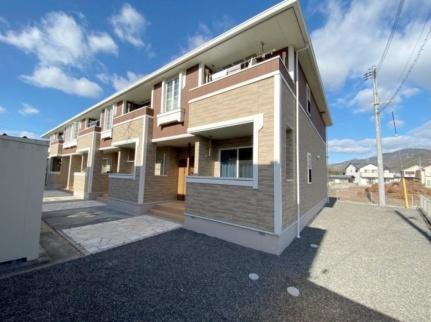 エミール 2階建
