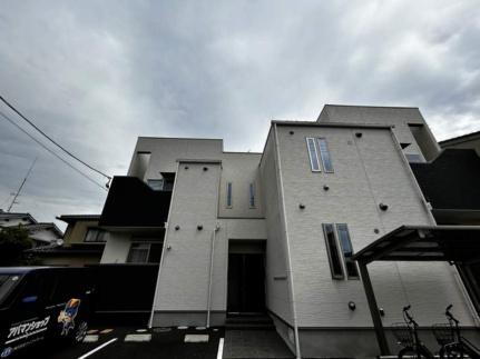 岡山県岡山市北区西崎本町 2階建 築5年10ヶ月