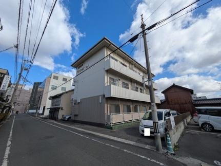 えきまえマンション 3階建