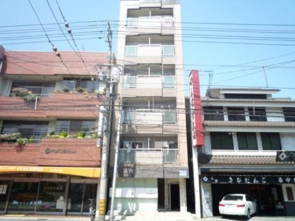 岡山県岡山市中区中納言町 6階建