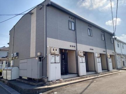 レオパレスルピナスＩＩ 2階建