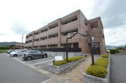 サン・ソレイユ西条　弐番館