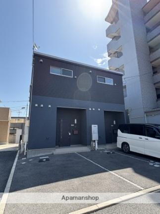 広島県広島市安佐南区伴東５丁目 2階建 築3年8ヶ月