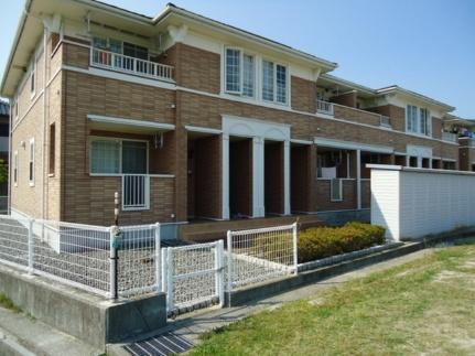 アージュ　Ｂ 2階建