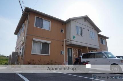 愛媛県松山市余戸南５丁目 2階建