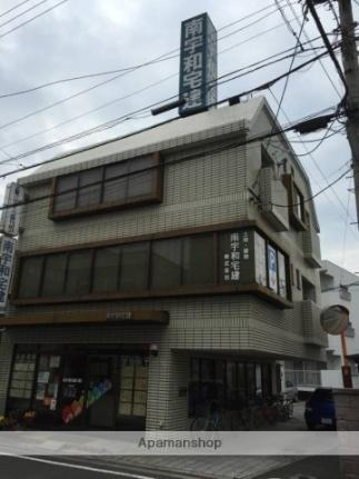 愛媛県松山市辻町 3階建
