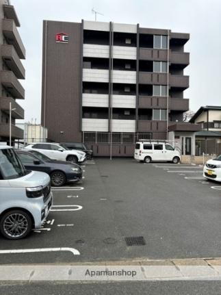 福岡県糟屋郡粕屋町大字江辻 賃貸マンション