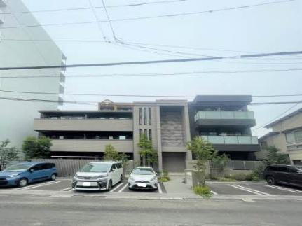 熊本県熊本市中央区上水前寺１丁目 3階建 築1年8ヶ月