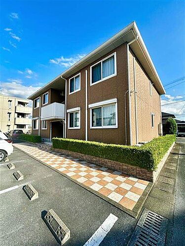 メゾンエスポワール　ＩＩＩ棟 2階建