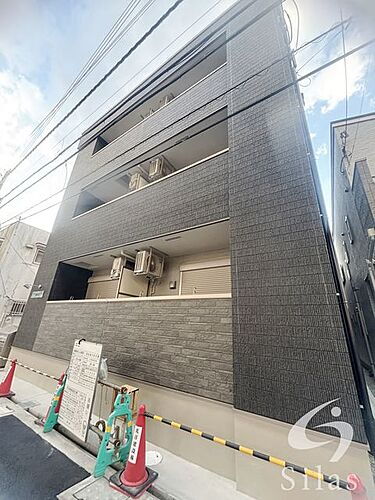 大阪府守口市緑町 3階建 