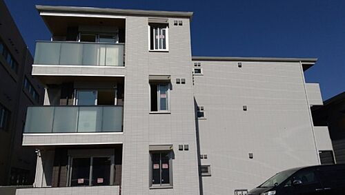 大阪府東大阪市菱江５丁目 築4年9ヶ月 3階建