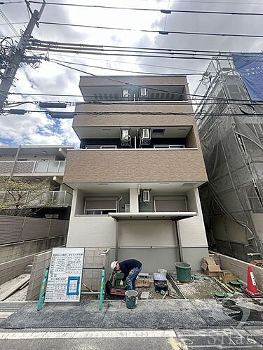 兵庫県尼崎市南武庫之荘７丁目 3階建 