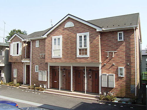 静岡県御殿場市板妻 2階建