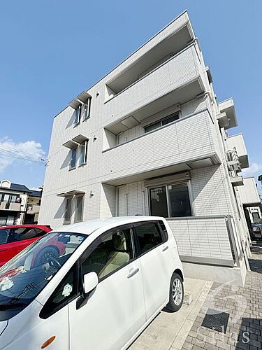 兵庫県神戸市東灘区深江南町４丁目 3階建 築4年9ヶ月