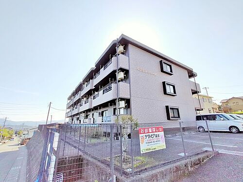 静岡県富士宮市小泉 3階建