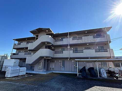 静岡県富士市森下 3階建