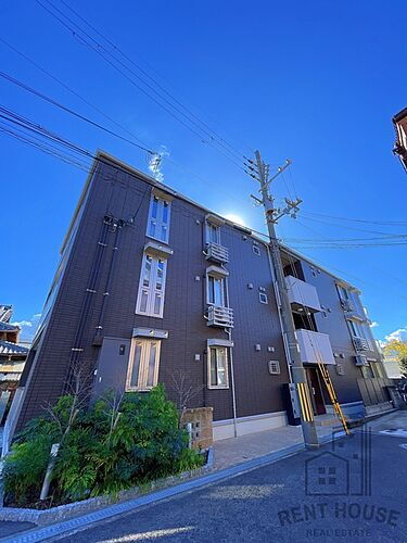 大阪府泉大津市旭町 3階建 築6年