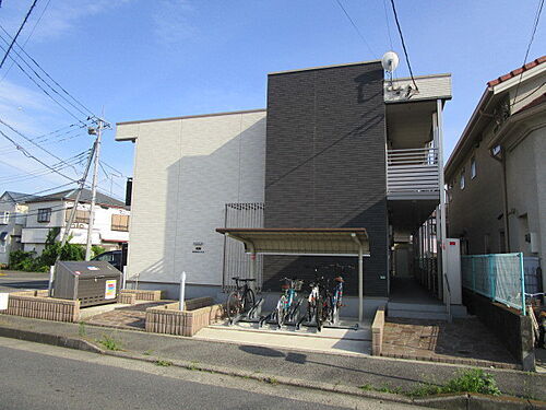 神奈川県厚木市妻田北２丁目 2階建 築6年7ヶ月