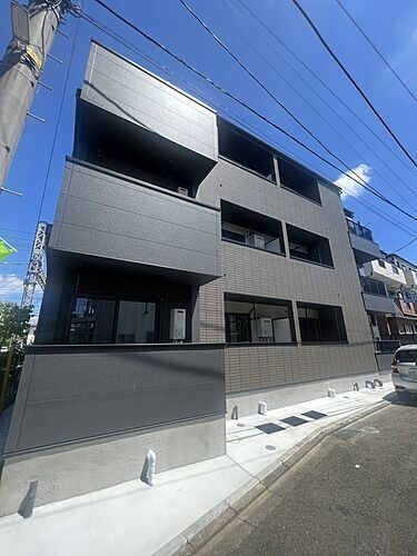 神奈川県相模原市南区東林間７丁目 3階建 築2年