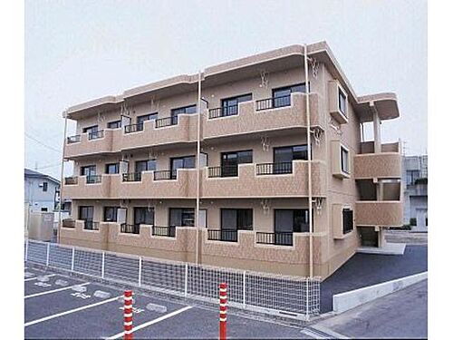静岡県富士市三ツ沢 3階建 築24年3ヶ月