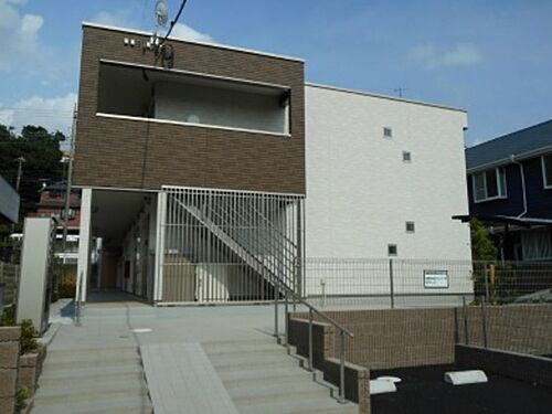 神奈川県座間市入谷東４丁目 2階建 築8年1ヶ月