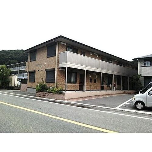 兵庫県川西市矢問１丁目 2階建