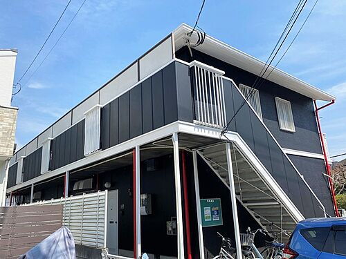 東京都町田市鶴川３丁目 2階建